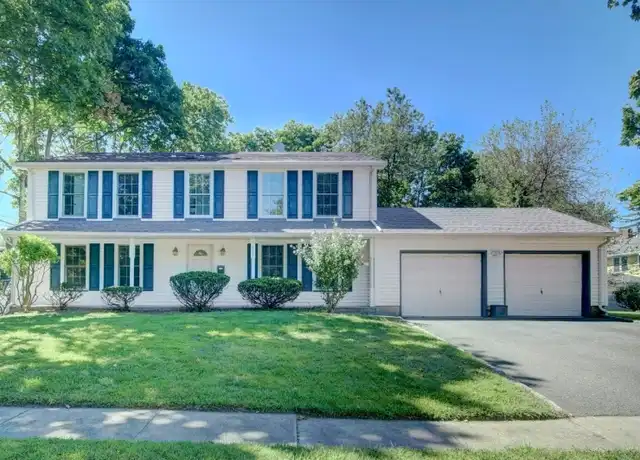 Property at 520 Patricia Ct, South Orange, NJ, 07079, 4 beds, 2.5 baths, [object Object]
