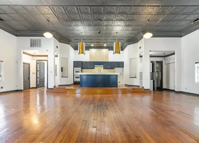 Property at 2602 Kings Rd Unit A, Dallas, TX, 75219, 1 bed, 1.5 baths, [object Object]