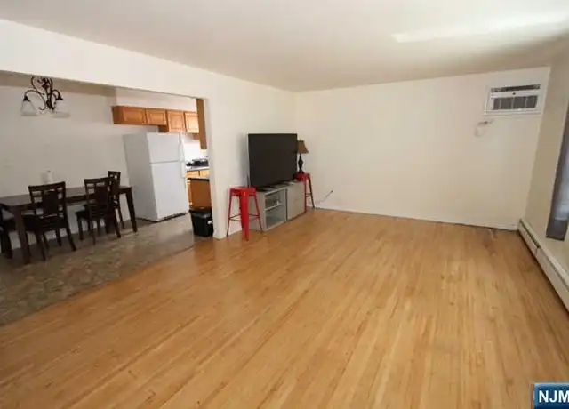Property at 307 Legion Pl Unit 2, Haledon, NJ, 07508, 1 bed, 1 bath, [object Object]