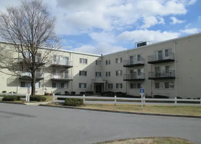 Property at 5601 Parker House Ter #302, Hyattsville, MD, 20782, 1 bed, 1 bath, [object Object]