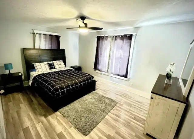 Property at 3004 E Michigan St Unit Bedroom C, Indianapolis, IN, 46201, 3 beds, 1.5 baths, [object Object]