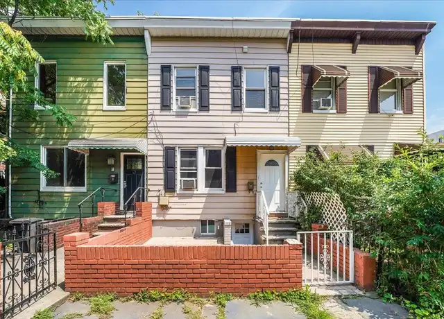 Property at 4 Rademan Pl, Jersey City, NJ, 07310, 3 beds, 2.5 baths, [object Object]