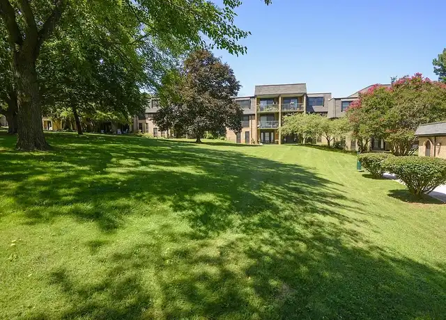Property at Charlesgate Apartments - 8436 Charles Valley Ct, Towson, MD, 21204, 2-3 beds, 2 baths, [object Object]