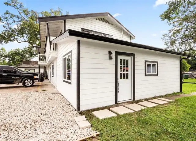 Property at 923 Knight St, Houston, TX, 77022, 2 beds, 1 bath, [object Object]