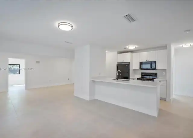 Property at 490 NE 141st St Unit 490, North Miami, FL, 33161, 2 beds, 2 baths, [object Object]