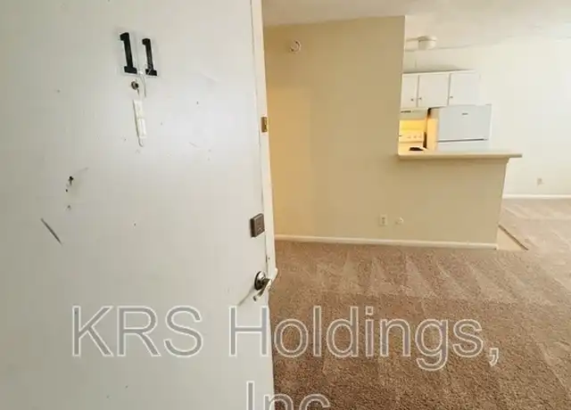 Property at 938 W Ocean View Ave Unit 11, Norfolk, VA, 23503, 2 beds, 1 bath, [object Object]