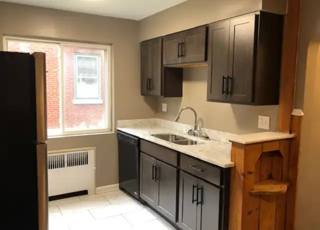 Property at 5831 Woodmont Ave Unit 1, Cincinnati, OH, 45213, 1 bed, 1 bath, [object Object]