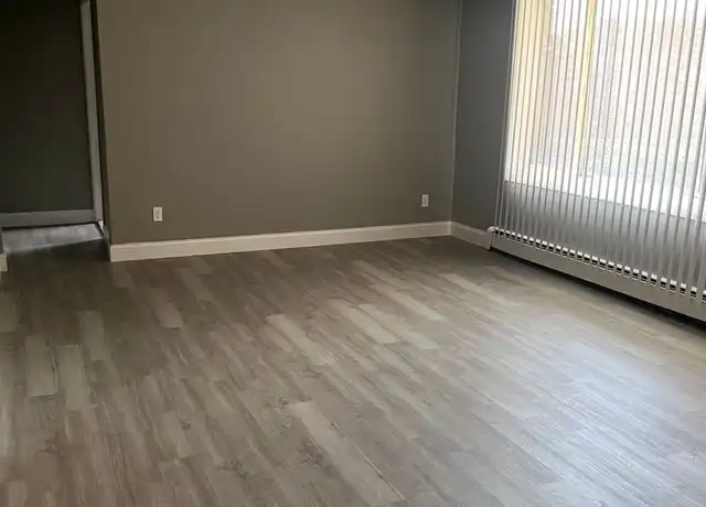 Property at 4601 Independence Ave N Unit 103, Minneapolis, MN, 55428, 3 beds, 1.5 baths, [object Object]