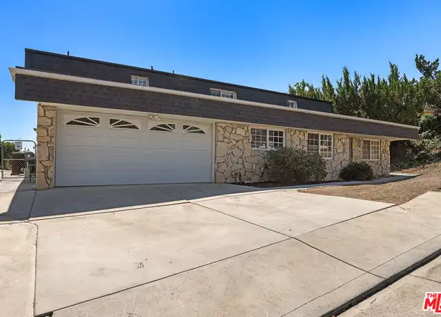 Property at 6040 Pat Ave, Woodland Hills, CA, 91367, 5 beds, 5 baths, [object Object]