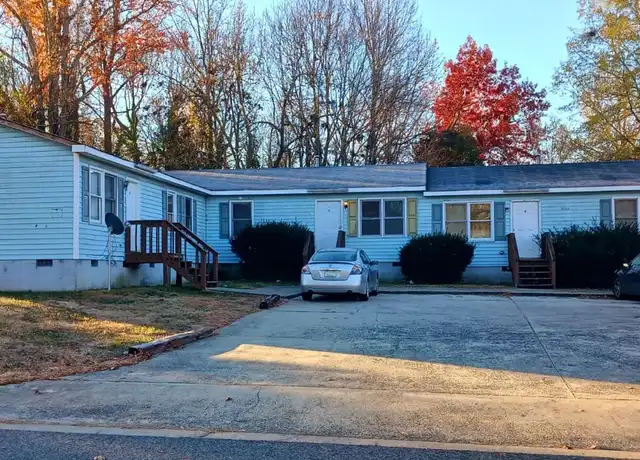 Property at 3000 Ingleside Ave Unit A, Greensboro, NC, 27405, 3 beds, 1 bath, [object Object]