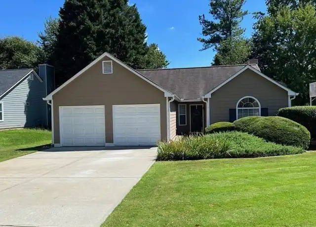 Property at 2717 Lake Park Rdg E, Acworth, GA, 30101, 3 beds, 2 baths, [object Object]