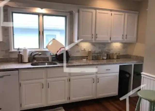 Property at 23 Irvington Rd, Somerville, MA, 02144, 3 beds, 1 bath, [object Object]