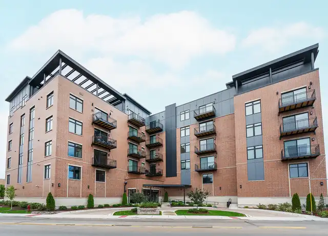 Property at 546 Green Bay Rd #210, Highwood, IL, 60040, 2 beds, 2 baths, [object Object]