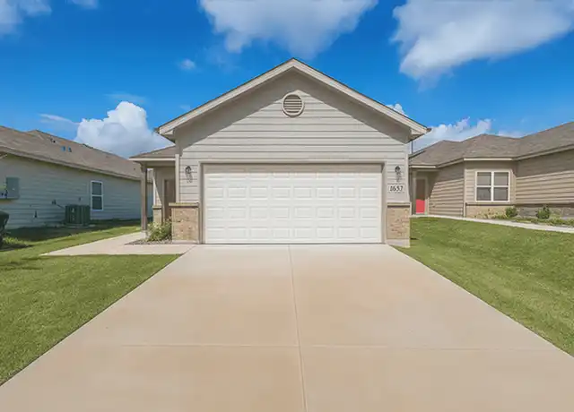 Property at 14631 Stirrup Trce, Elmendorf, TX, 78112, 3 beds, 2 baths, [object Object]