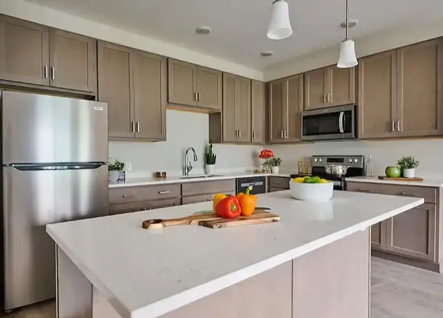 Property at Southwood Crossing - 1915 S Mattis Ave, Champaign, IL, 61821, 2 beds, 1-2 bath, [object Object]