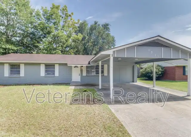 Property at 1311 Poplar Ave, Gulfport, MS, 39507, 4 beds, 2 baths, [object Object]