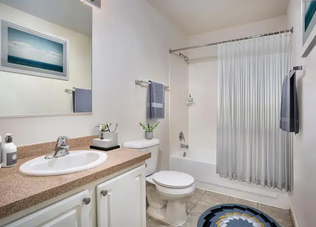 Photo of 2411 Little Current Dr, Herndon, VA 20171