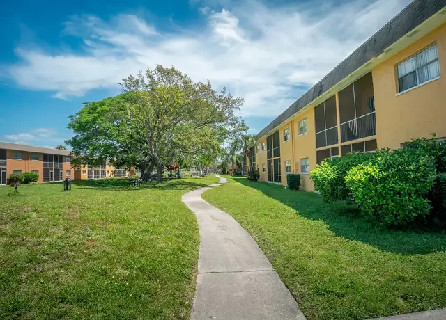 Photo of 3506 14th St W, Bradenton, FL 34205