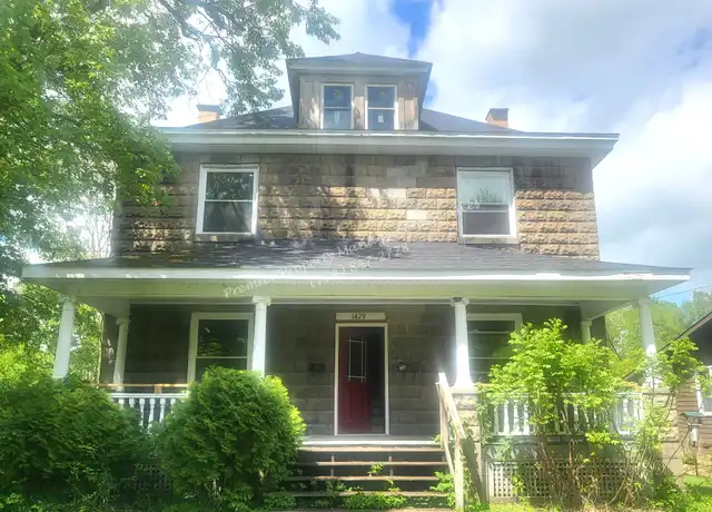 Property at 1429 Hall Ave Unit 1, Sharon, PA, 16146, 1 bed, 3.5 baths, [object Object]