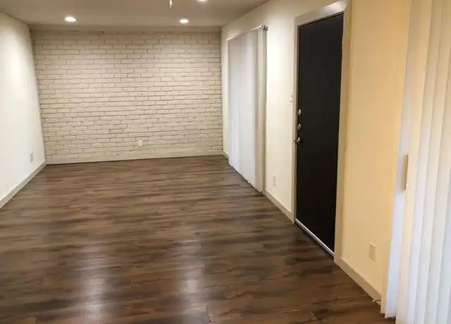 Property at 4121 Avondale Ave #206, Dallas, TX, 75219, 2 beds, 2 baths, [object Object]