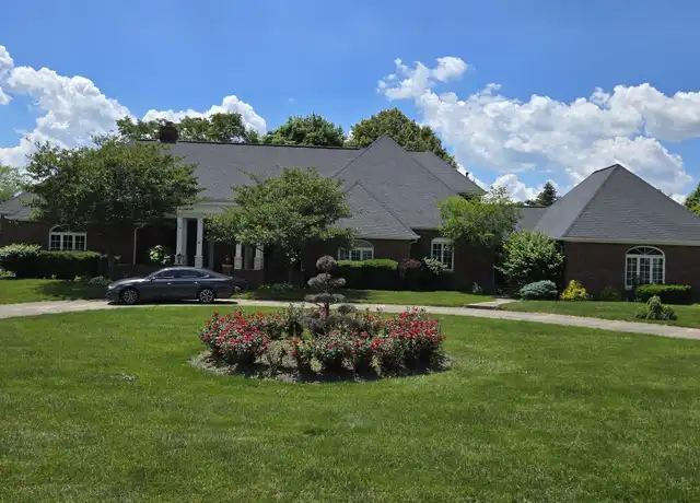 Property at 9628 Summerlakes Dr, Carmel, IN, 46032, 4 beds, 4 baths, [object Object]