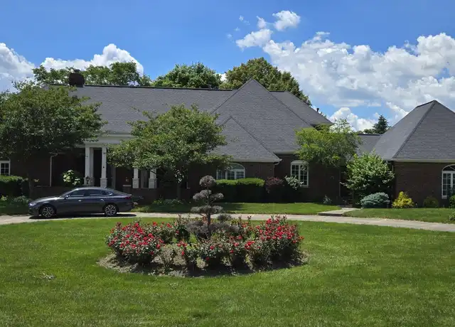 Property at 9628 Summerlakes Dr, Carmel, IN, 46032, 4 beds, 4 baths, [object Object]