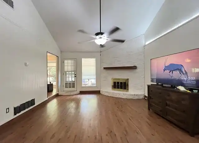 Property at 6721 Bartay Dr, North Richland Hills, TX, 76182, 3 beds, 2 baths, [object Object]
