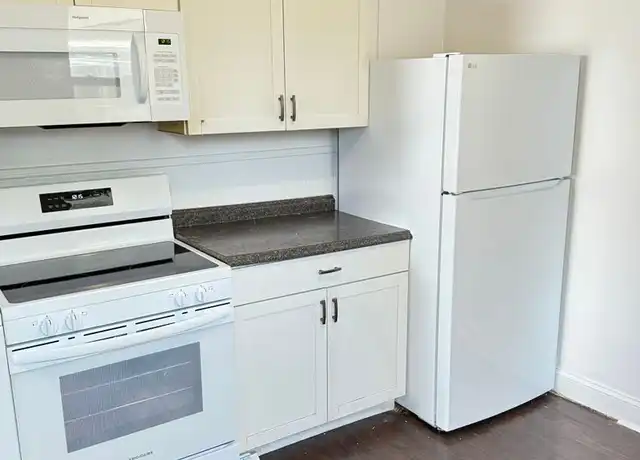 Property at 131 E New St Apt 1, Lancaster, PA, 17602, 2 beds, 1 bath, [object Object]
