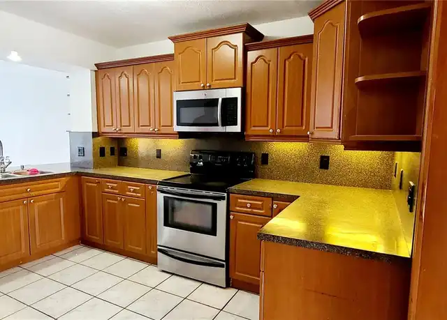 Property at 15436 SW 112th Pl, Miami, FL, 33157, 3 beds, 2 baths, [object Object]