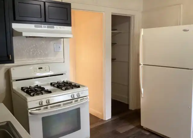 Property at 734 W Windlake Ave, Milwaukee, WI, 53204, 1 bed, 1 bath, [object Object]