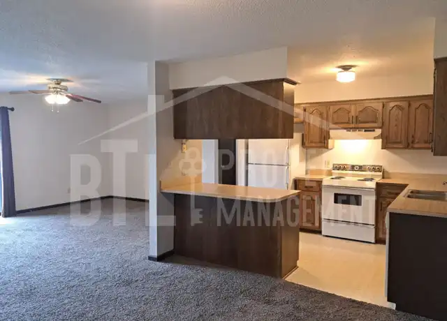 Property at 122 Brentwood St #10, Forsyth, MO, 65653, 2 beds, 2 baths, [object Object]