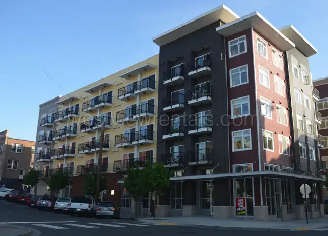 Property at 200 E Maple St Unit 512, Bellingham, WA, 98225, 1 bed, 1 bath, [object Object]