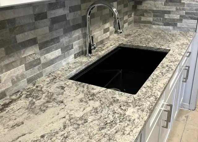 Property at 600 S Dobson Rd #3, Mesa, AZ, 85202, 2 beds, 1 bath, [object Object]