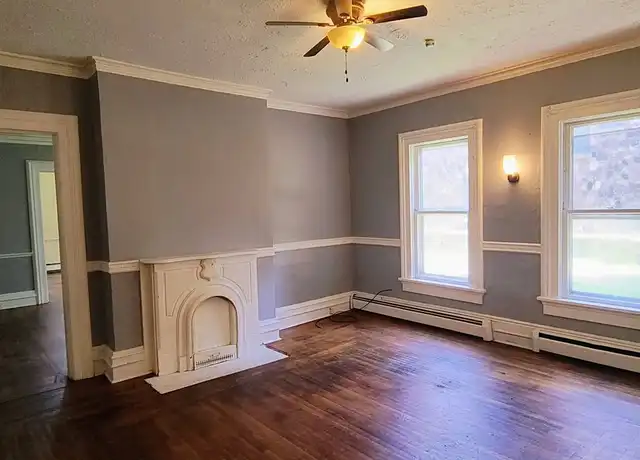 Property at 311 Fulton St Unit 1, Sandusky, OH, 44870, 3 beds, 1 bath, [object Object]