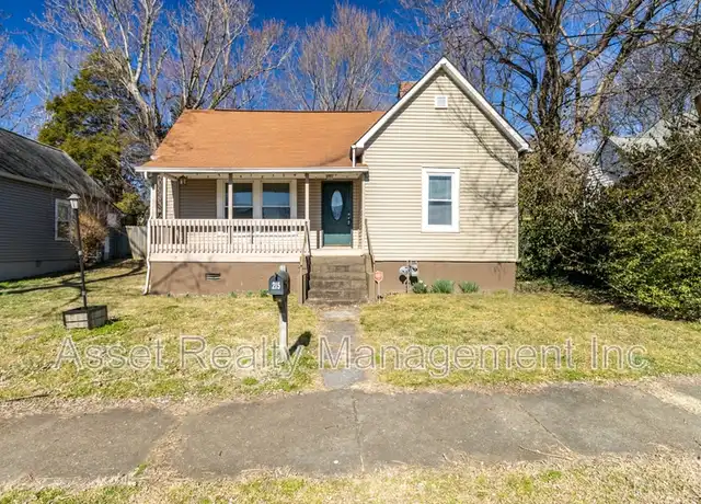 Property at 215 E Emerald Ave, Knoxville, TN, 37917, 2 beds, 2 baths, [object Object]