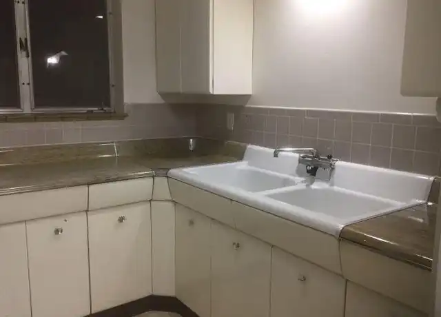 Property at 421 5th St W, Billings, MT, 59101, 1 bed, 1 bath, [object Object]