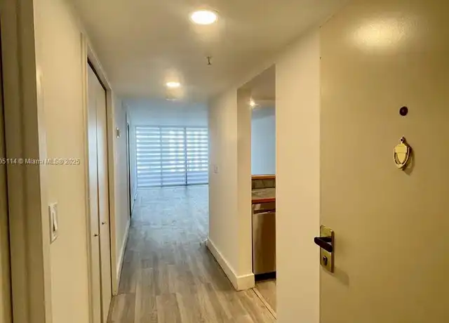 Property at 555 NE 15th St Unit 16F, Miami, FL, 33132, 1 bed, 1.5 baths, [object Object]