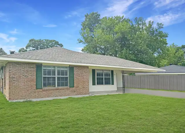 Property at 412 Estelle Dr, Carencro, LA, 70520, 3 beds, 2 baths, [object Object]