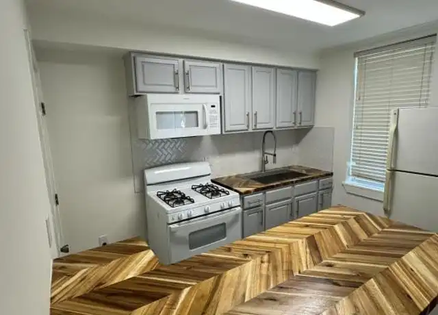 Property at 4278 Oxford Ave #202, Baton Rouge, LA, 70808, 1 bed, 1 bath, [object Object]