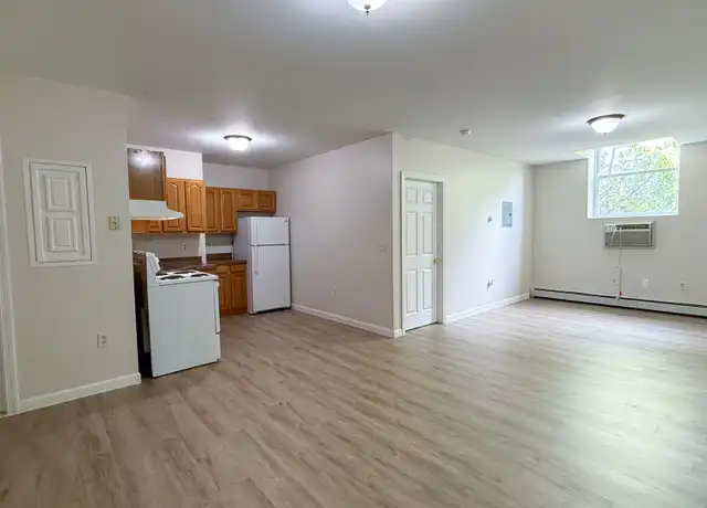 Property at 990 Wethersfield Ave #106, Hartford, CT, 06114, 1 bed, 1 bath, [object Object]