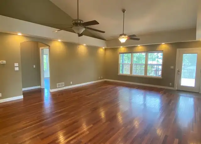 Property at 1408 Wilson Ave Apt 201, Columbia, MO, 65201, 4 beds, 2.5 baths, [object Object]
