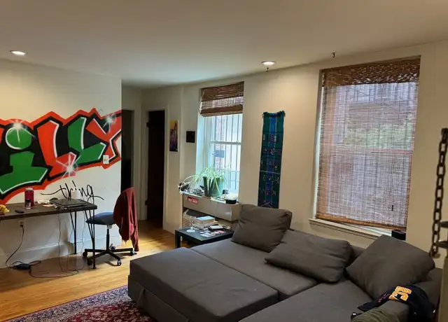 Property at 911 Pine St, Philadelphia, PA, 19107, 1 bed, 1 bath, [object Object]