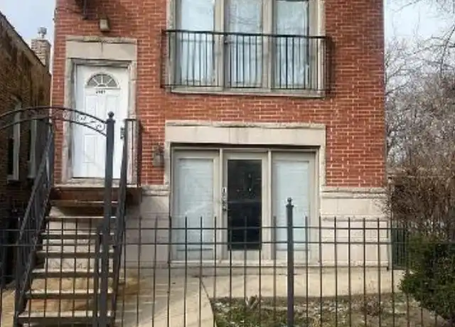 Property at 2902 W Fillmore St, Chicago, IL, 60612, 3 beds, 2 baths, [object Object]