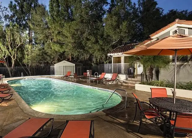 Photo of 973 Westcreek Ln, Thousand Oaks, CA 91362