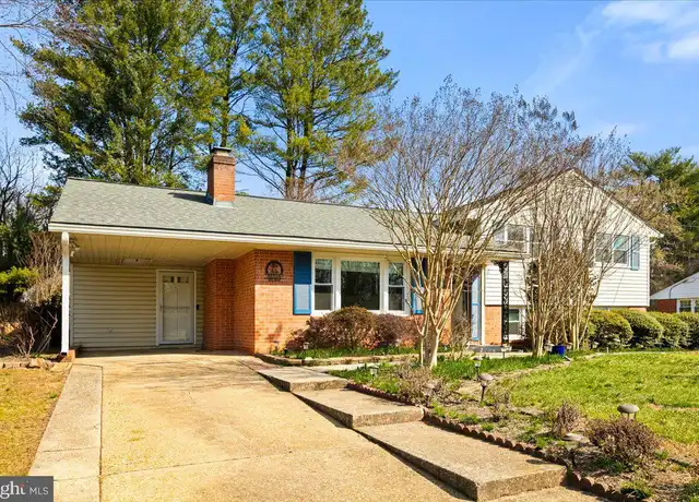 Property at 8016 Gosport Ln, Springfield, VA, 22151, 5 beds, 2 baths, [object Object]
