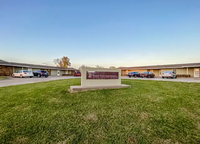 Property at 728 Crazy Horse Rd Apt 8, Hutchinson, KS, 67502, 1 bed, 1 bath, [object Object]