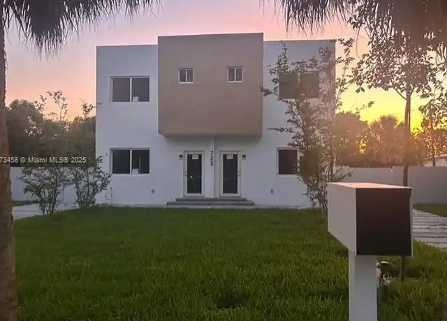 Property at 723 NW 19th Ave Unit B, Fort Lauderdale, FL, 33311, 3 beds, 2.5 baths, [object Object]