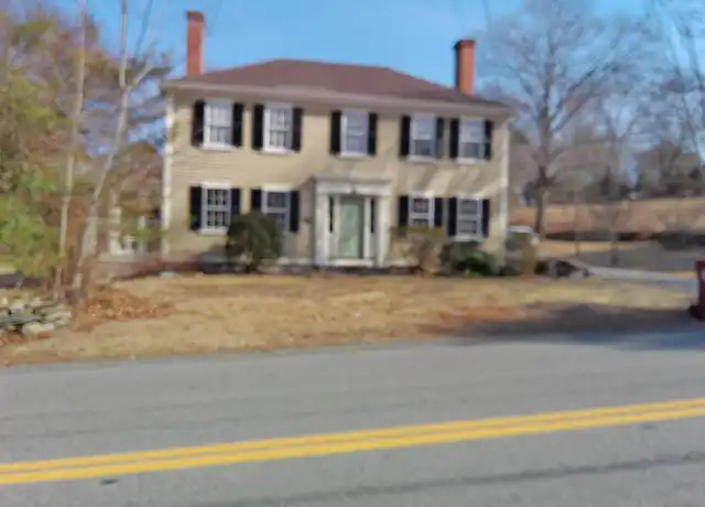 Property at 5 Nemasket St Unit 2, Middleborough, MA, 02346, 1 bed, 1 bath, [object Object]