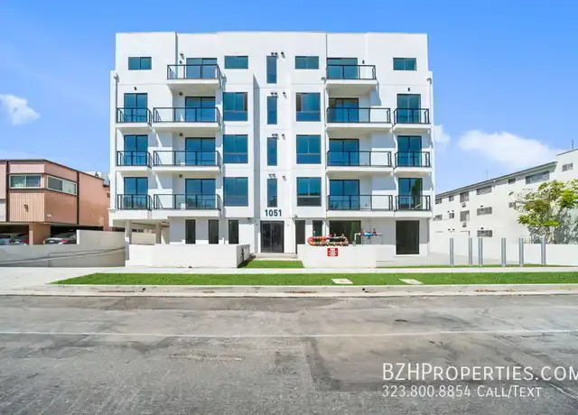 Property at 1051 S Corning St Unit 204, Los Angeles, CA, 90035, 3 beds, 3 baths, [object Object]