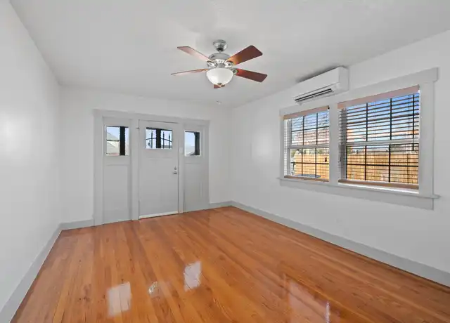 Property at 114 Elm St NE Unit A, Albuquerque, NM, 87102, 1 bed, 1 bath, [object Object]